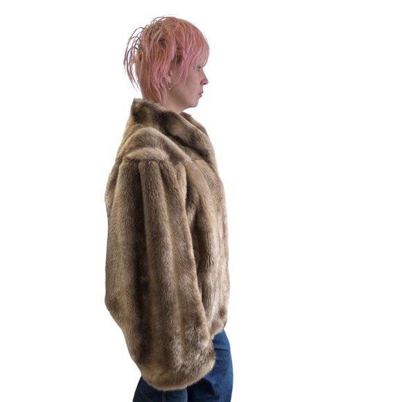 Vintage 1970/80s Faux Mink Short Coat W/ Dolman Sleeves & Pleated Yoke Side Pock - Picture 6 of 16